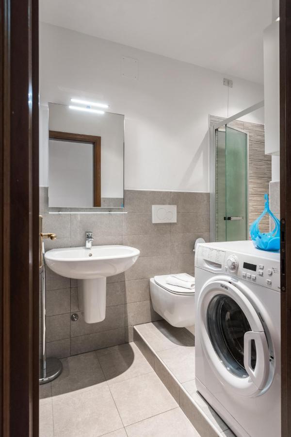 شقة Flats4Rent Lucia فيرونا المظهر الخارجي الصورة